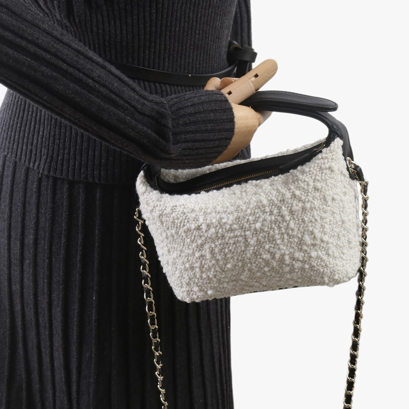 レザークラシックミニホーボスバッグ女性のための高級デザイナー - Leather Classic Strap のレビューと価格